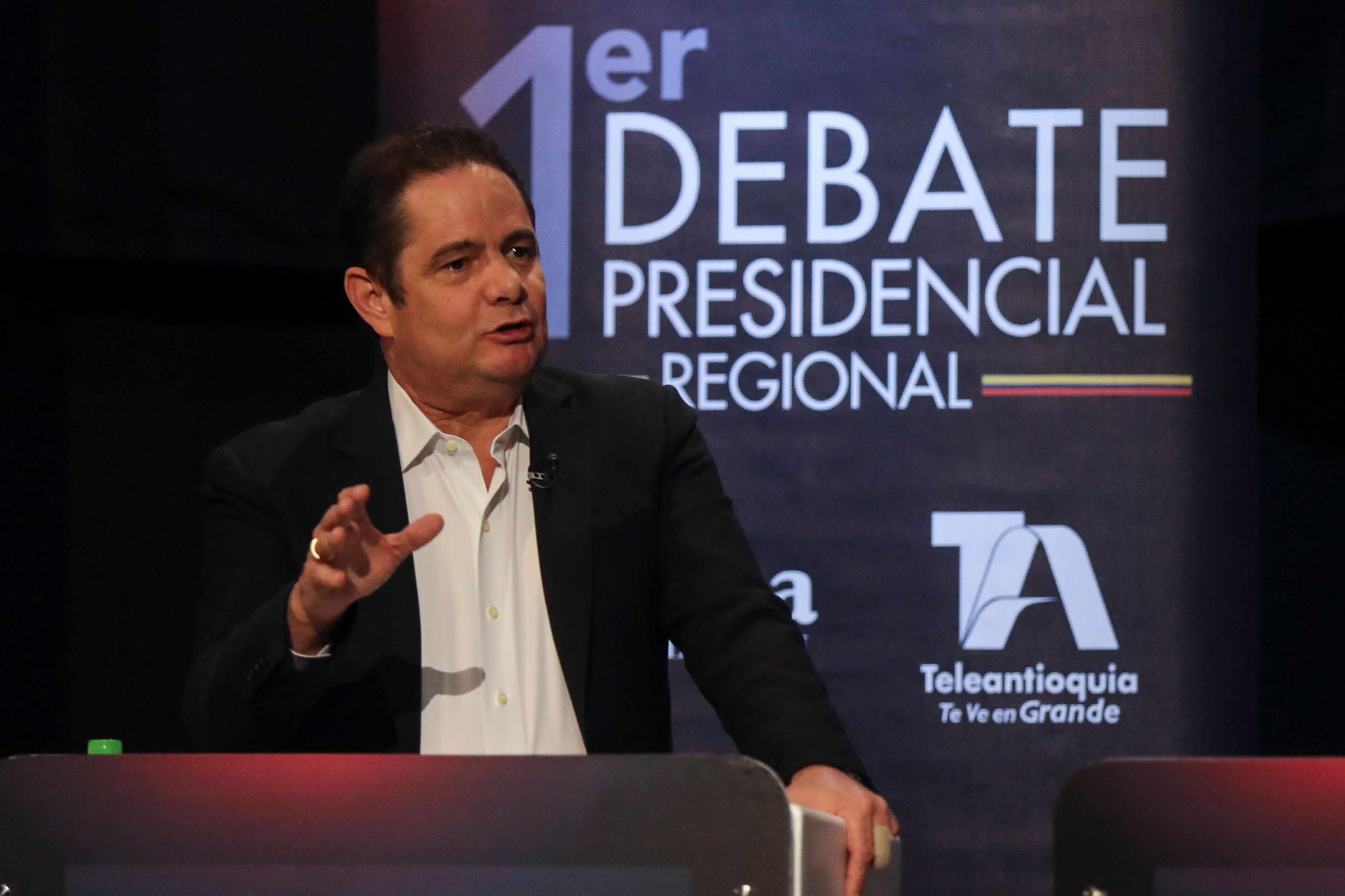 المرشح الرئاسي الكولومبي فارغاس ليراس