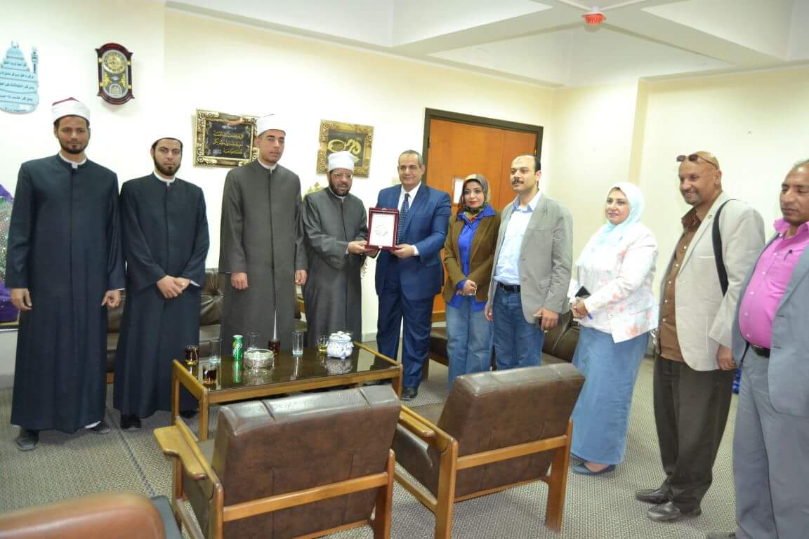 علماء الأزهر يطلقون دعوة لدعم معهد جنوب مصر  (1)