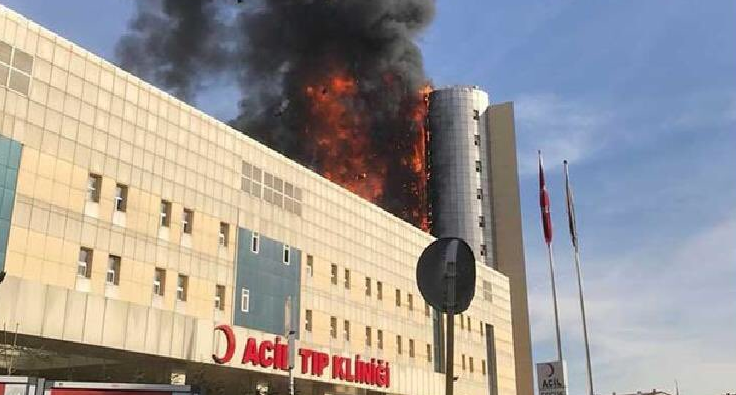 النيران تلتهم المستشفى