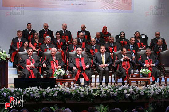 حفل ختام المؤتمر العلمى الدولى السابع لجامعة عين شمس (18)