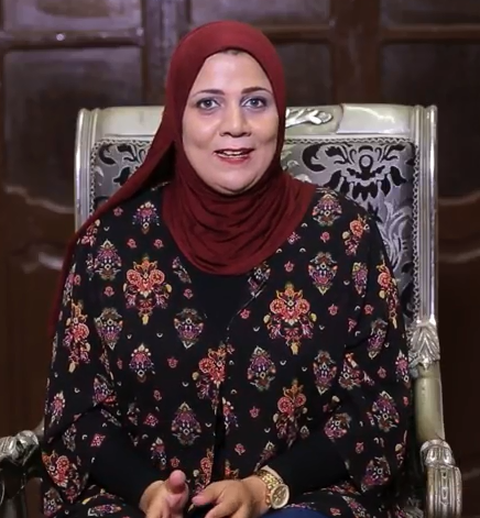 الدكتورة أسماء عبد العظيم