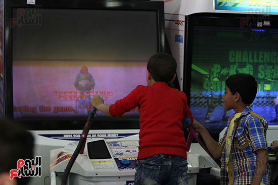 صور حتفالات كبرى لـ10 آلاف طفل يتيم بمدينة الألعاب دريم بارك (32)