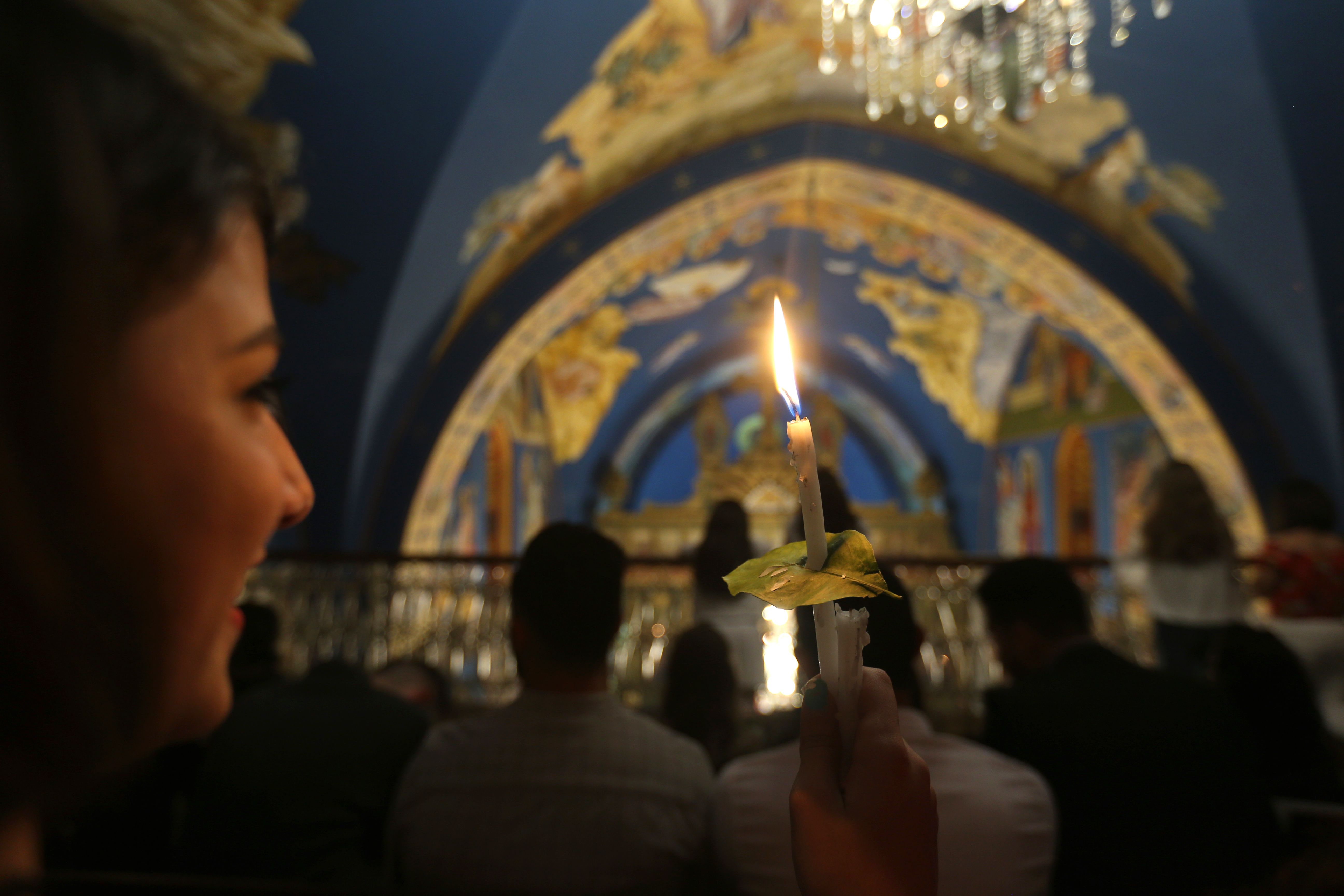 احتفالات عيد القيامة فى كنيسة سانت بورفيريوس بمدينة غزة