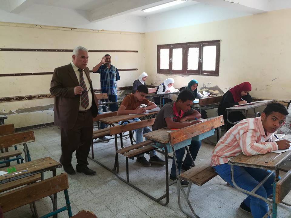 2 جانب من الجولة التفقدية لمدارس البحيرة 2 جانب من الجولة التفقدية لمدارس البحيرة