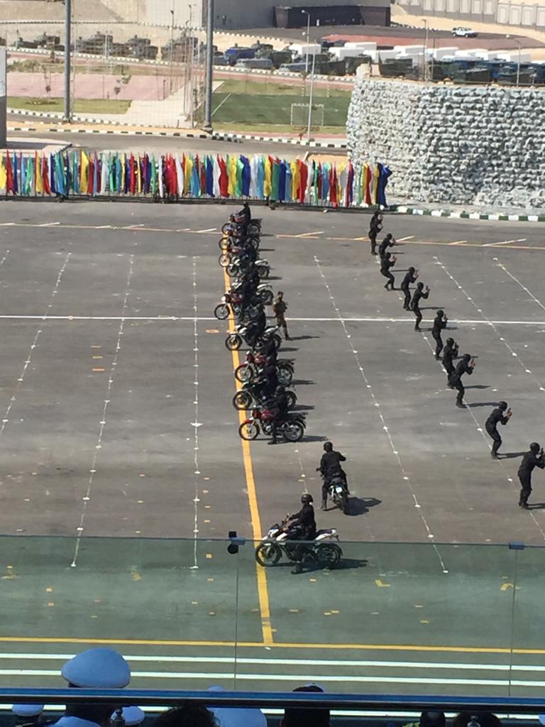 عروض لمركبات الشرطة الحديثة امام وزير الداخلية (3)