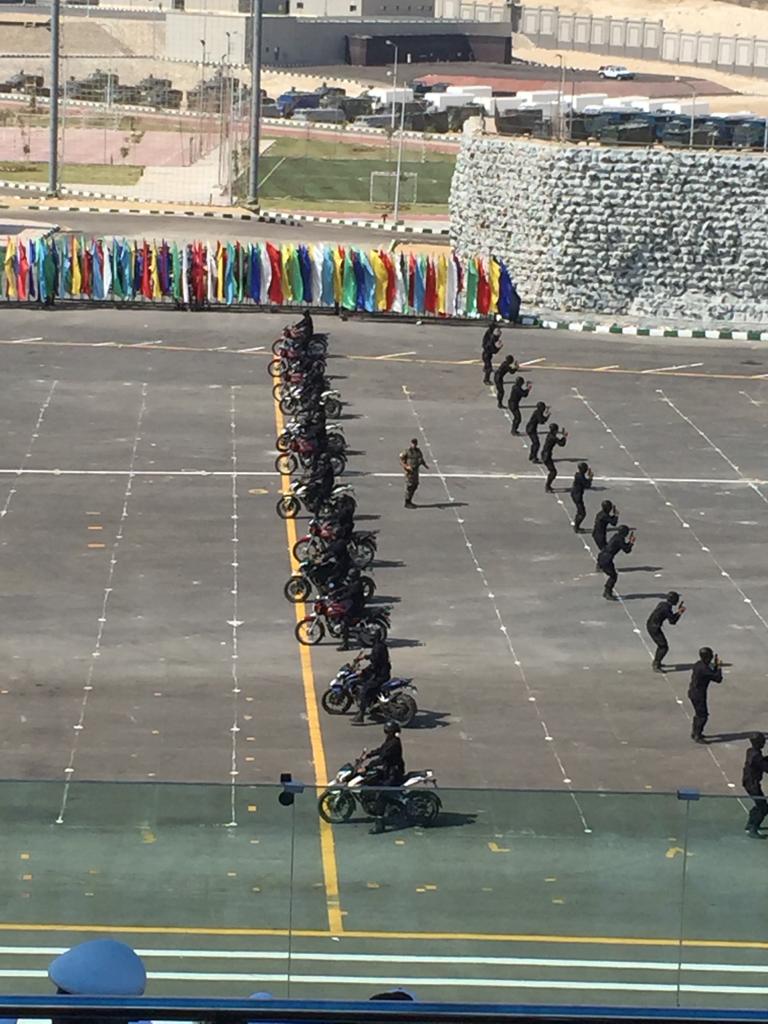 عروض لمركبات الشرطة الحديثة امام وزير الداخلية (1)