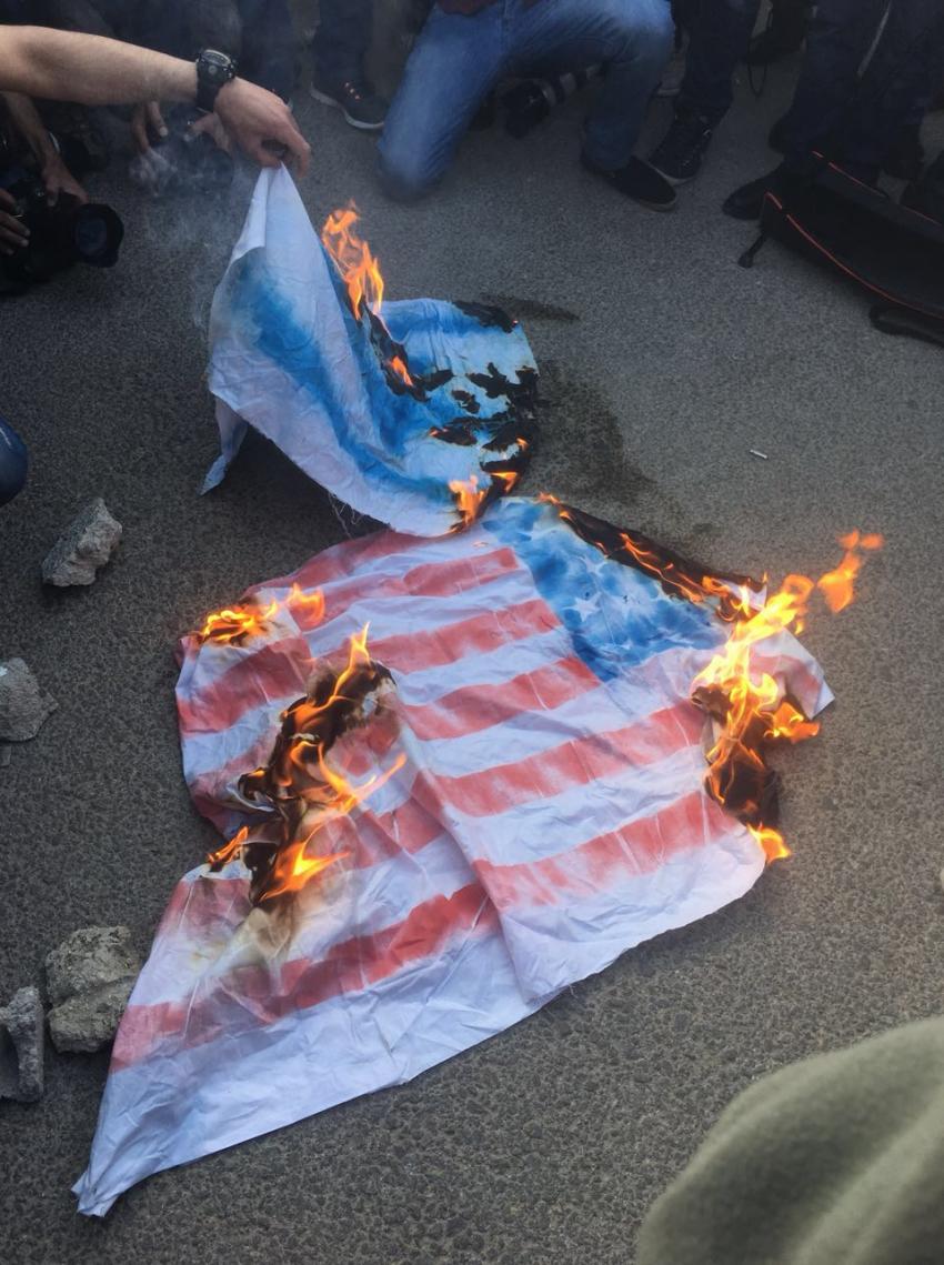 حرق العلم الإسرائيلى والأمريكى