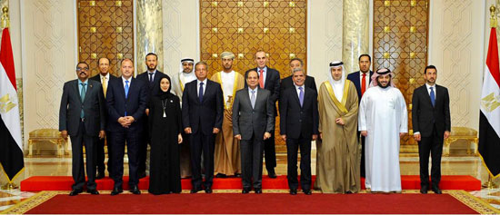 الرئيس السيسي يستقبل وزراء الشباب والرياضة العرب (2)