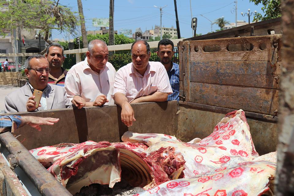 1- ضبط لحوم مذبوحه خارج السلخانة ومختومة بأختام مزرةرة 1- ضبط لحوم مذبوحه خارج السلخانة ومختومة بأختام مزرةرة