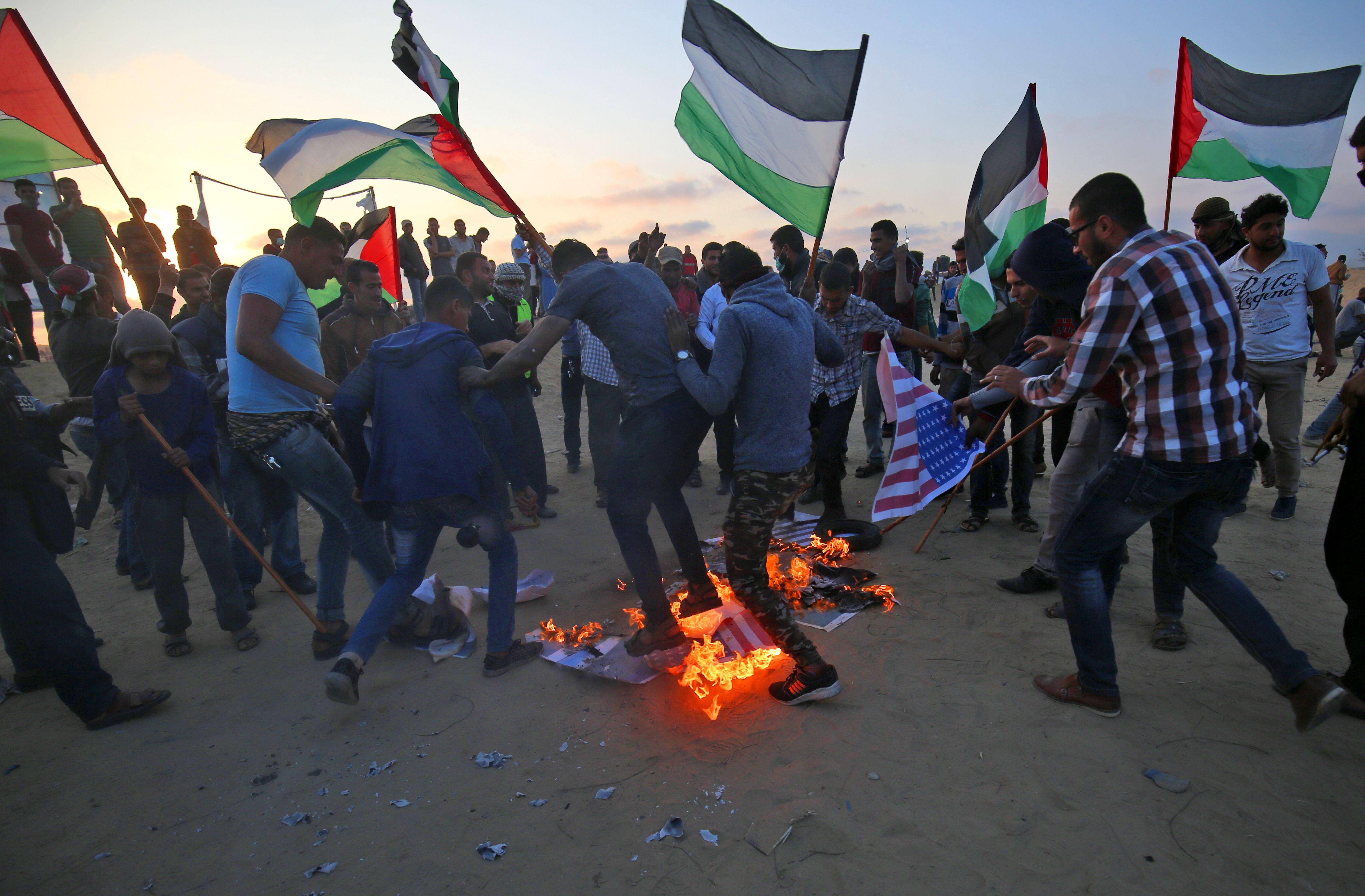 احتجاجات فى فلسطين