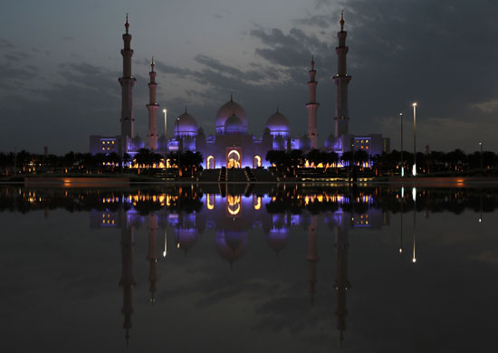 مسجد-الشيخ-زايد-ليلا