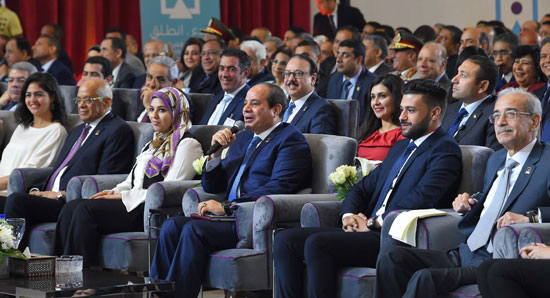 مؤتمر الشباب بمشاركة الرئيس السيسى (13)