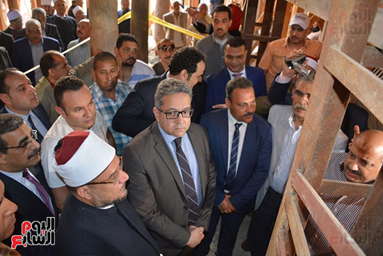 وزيرا الأوقاف والآثار يفتتحان أعمال ترميم مسجد زغلول بتكلفة 25 مليون جنيه (18)