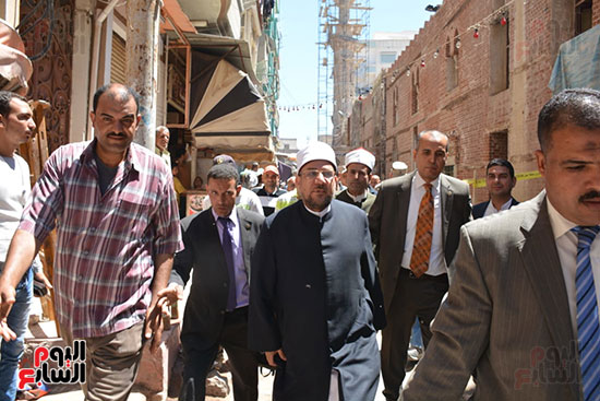 وزيرا الأوقاف والآثار يفتتحان أعمال ترميم مسجد زغلول بتكلفة 25 مليون جنيه (16)