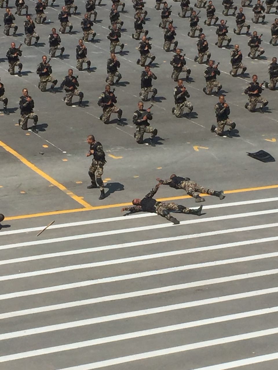 رجال القوات الخاصة أثناء التدريب