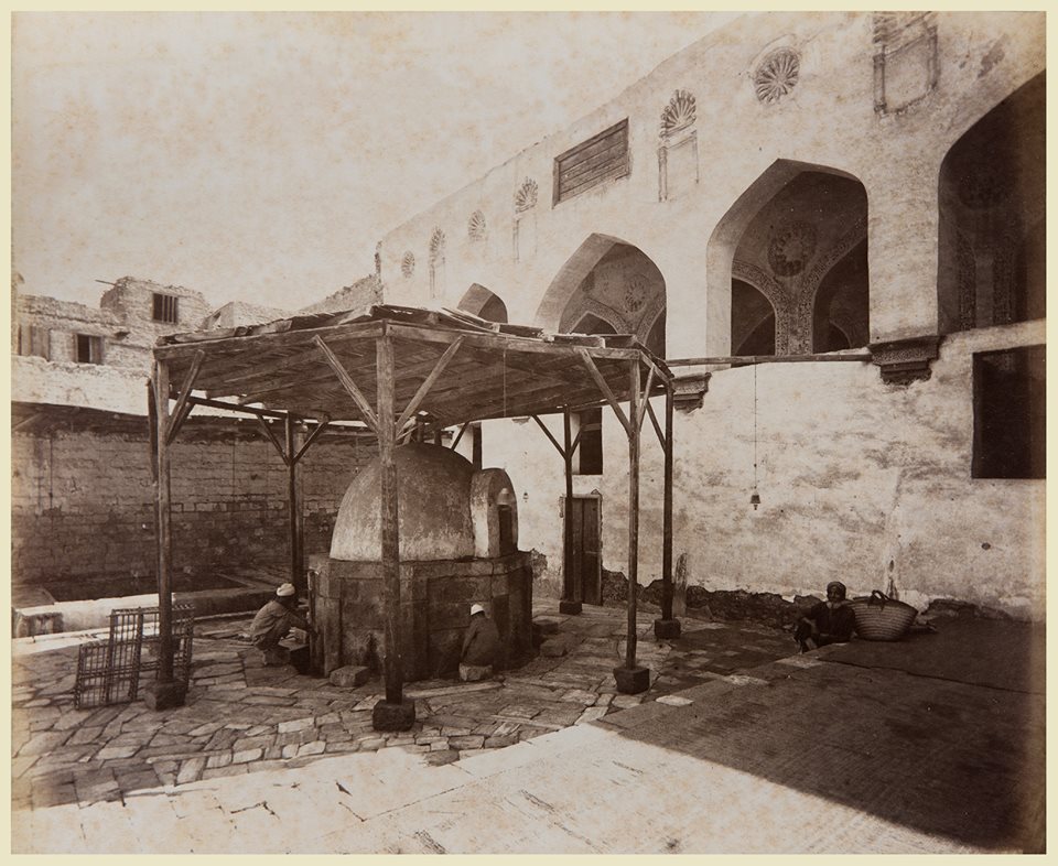 مشهد نادر من داخل مسجد الصالح طلائع أواخر القرن الـ 19