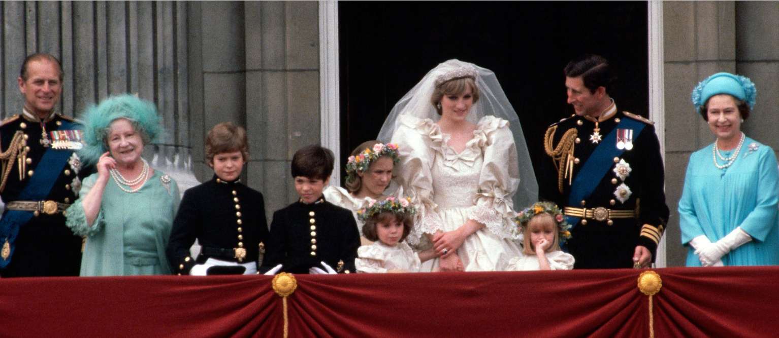 زفاف الأمير تشارلز والأميرة ديانا فى قصر باكنجهام ببريطانيا عام 1981
