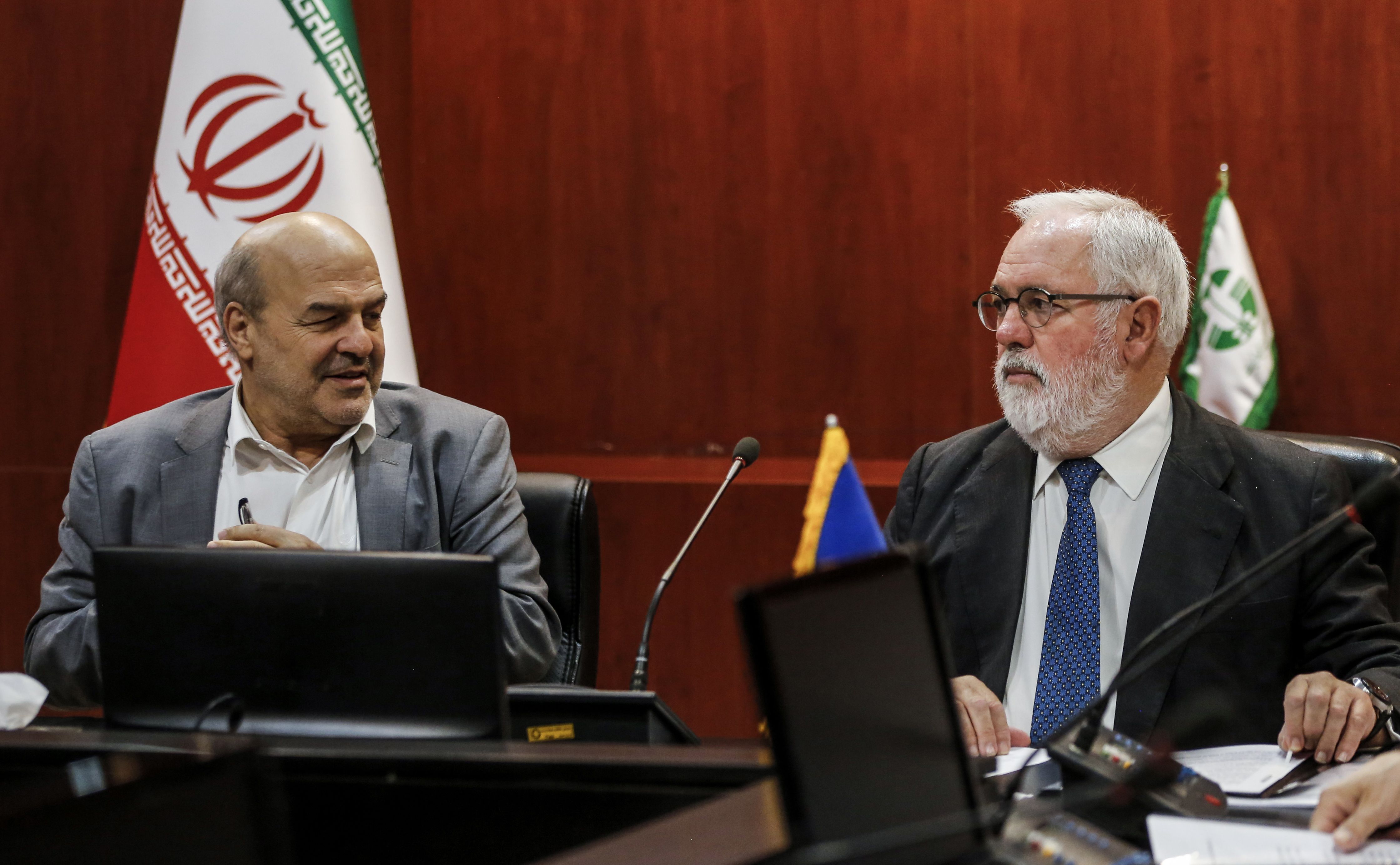 مباحثات أوروبية إيرانية حول مشتريات النفط