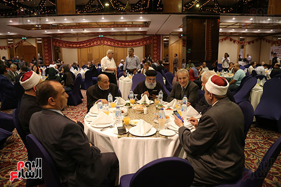 صور حفل إفطار العائلة المصرية (3)