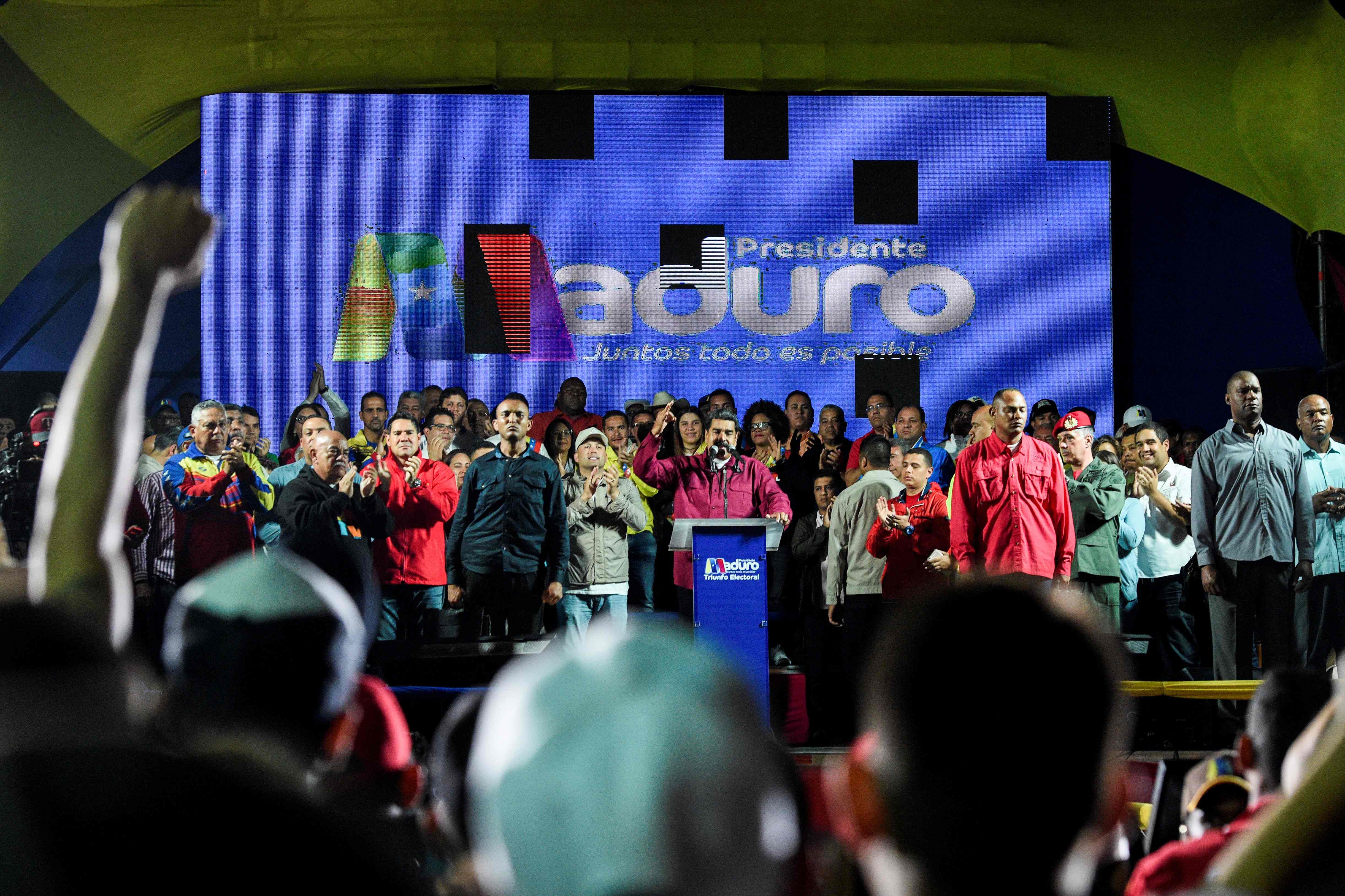 مادورو بعد الفوز بولاية جديدة