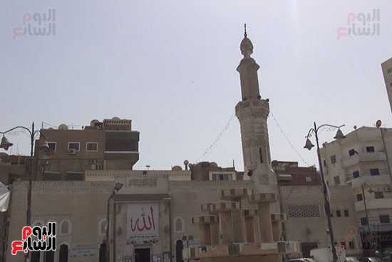 المسجد بميدان الأربعين