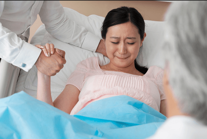 فوائد التمر لتسهيل عملية الولادة