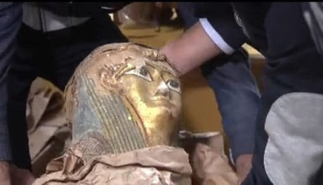 احد الاثار المهربة احد الاثار المهربة