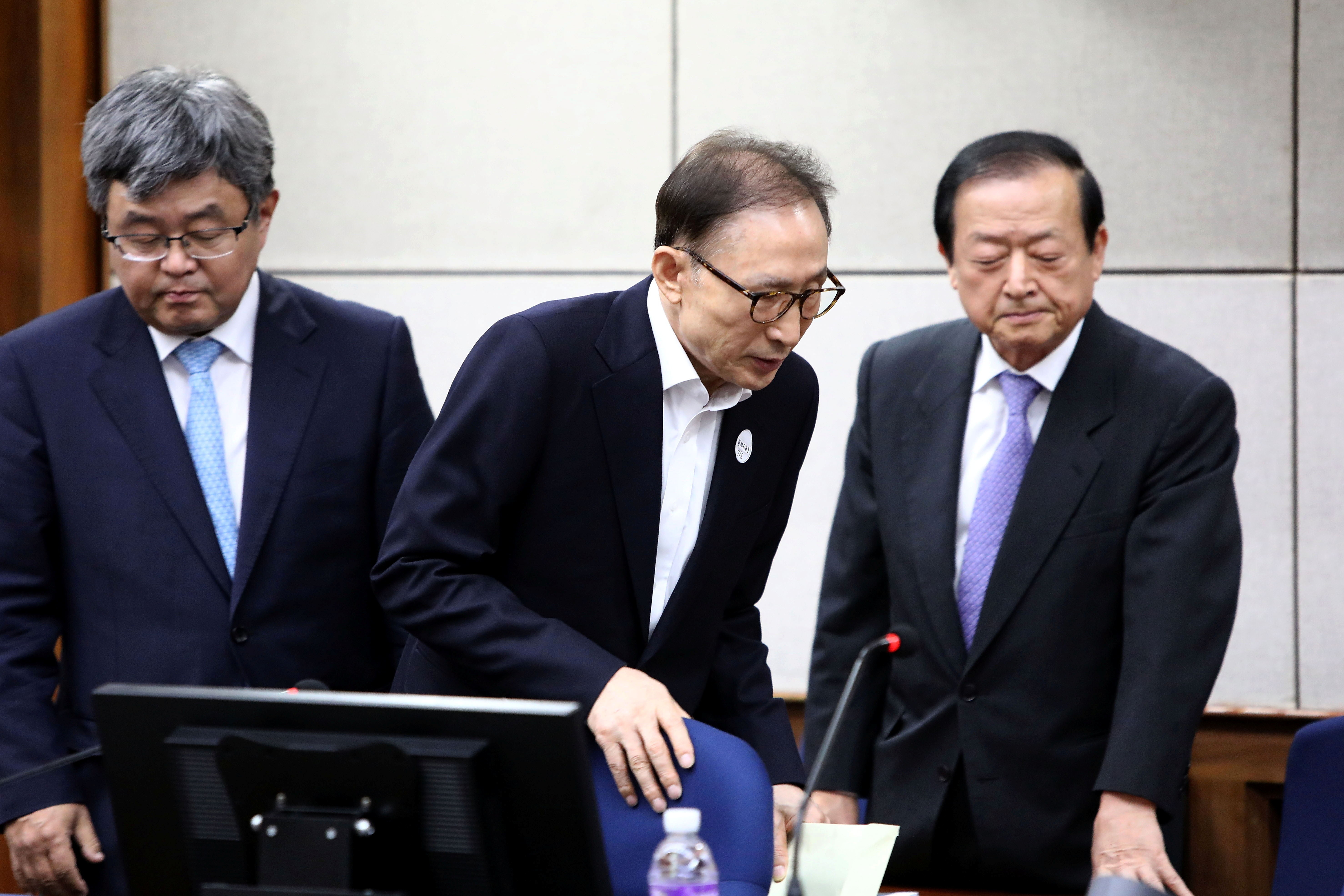 محاكمة رئيس كوريا الجنوبية الأسبق فى تهم فساد