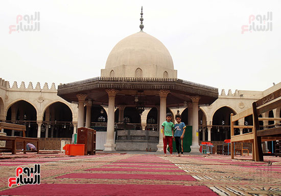 صور الصلاه فى مسجد عمرو بن العاص (6)