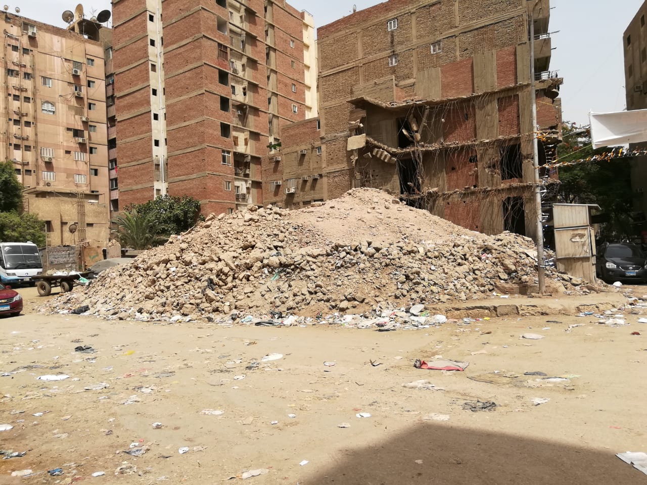 تراكم القمامة بشارع التعاون فى الهرم