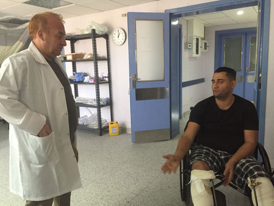 الجرحى-الفلسطينيين-بمستشفى-العريش-(3)