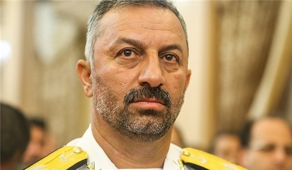 مساعد شؤون التنسيق لقائد القوة البحرية الإيرانية الأدميرال حمزة على كاويانى