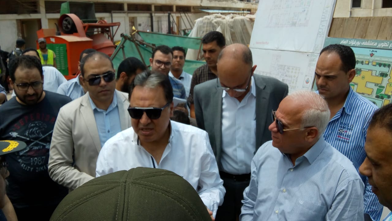  وزير الصحة يزور بورسعيد (1)