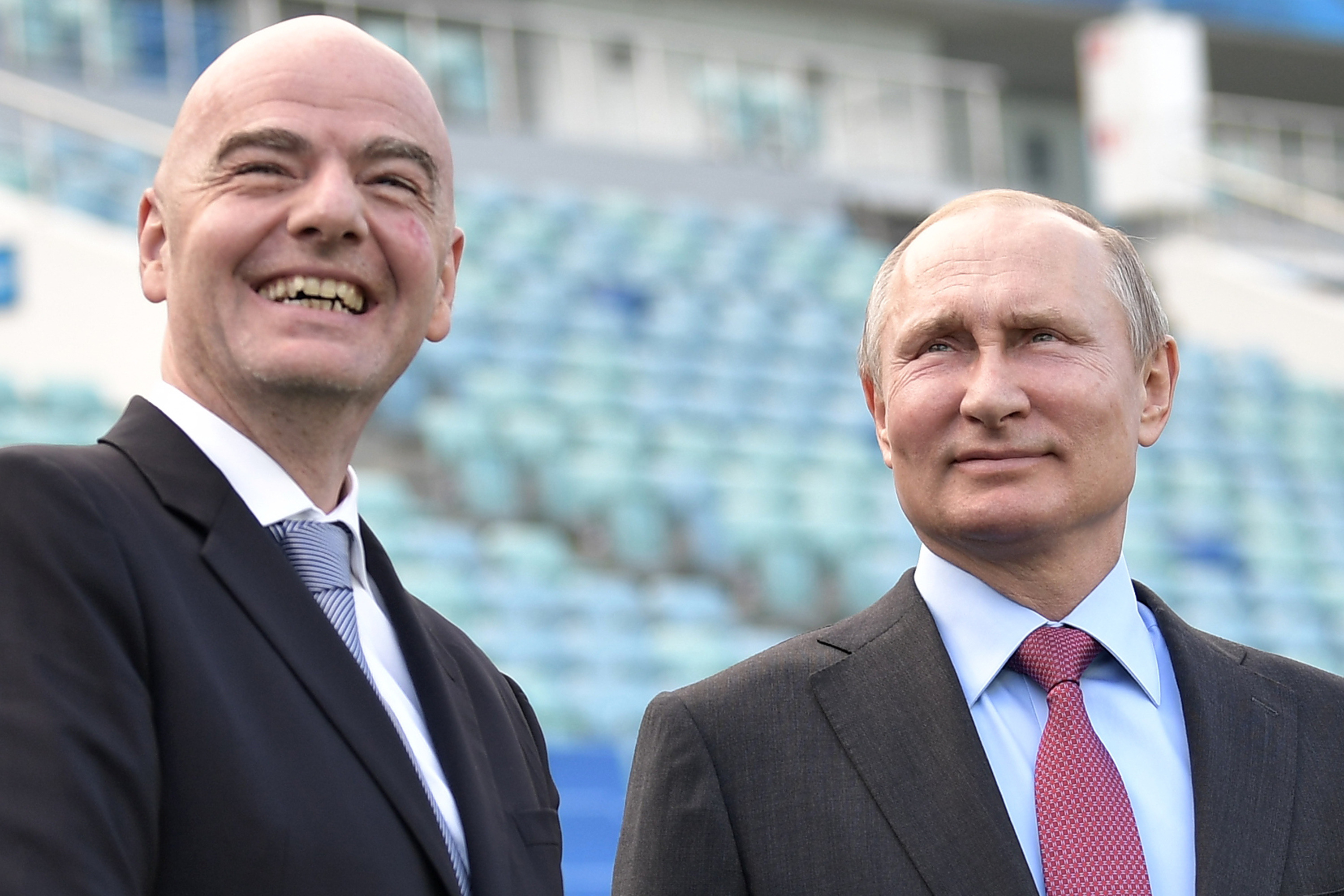 الرئيس الروسى ووزير الرياضة الروسى 
