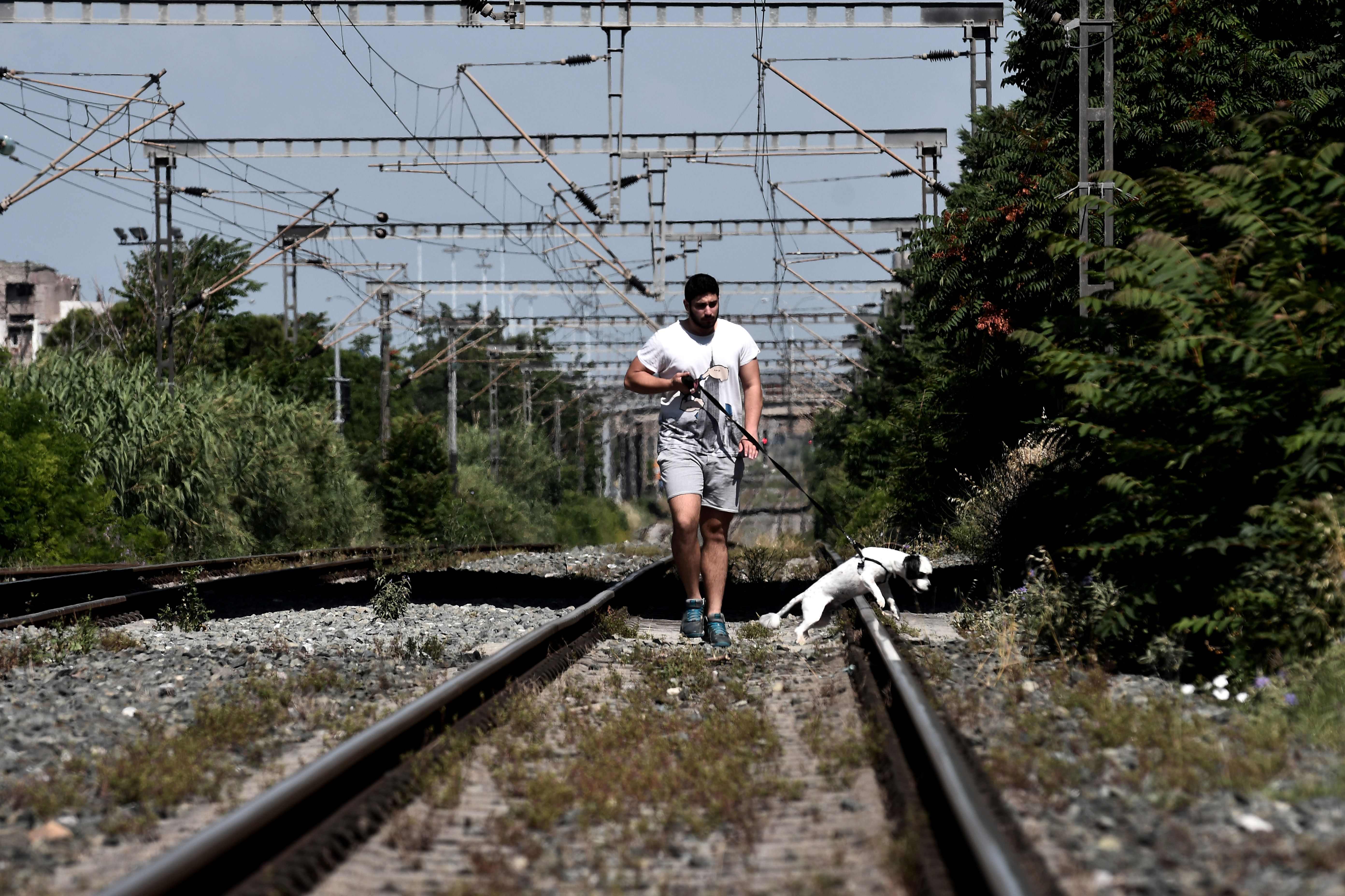 وقف حركة القطارات فى اليونان بسبب الاضراب العام