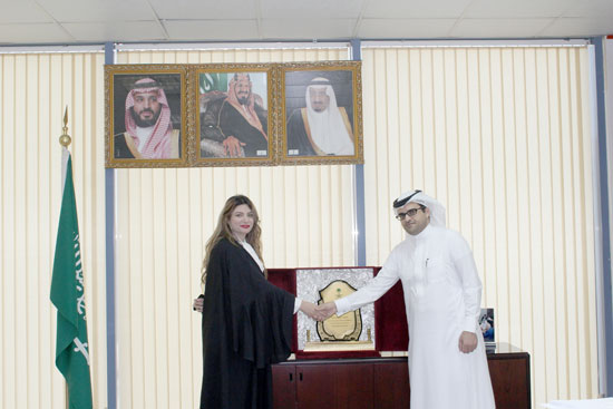  الدكتور خالد والزميلة إيمان بمقر الوزارة فرع مكة المكرمة