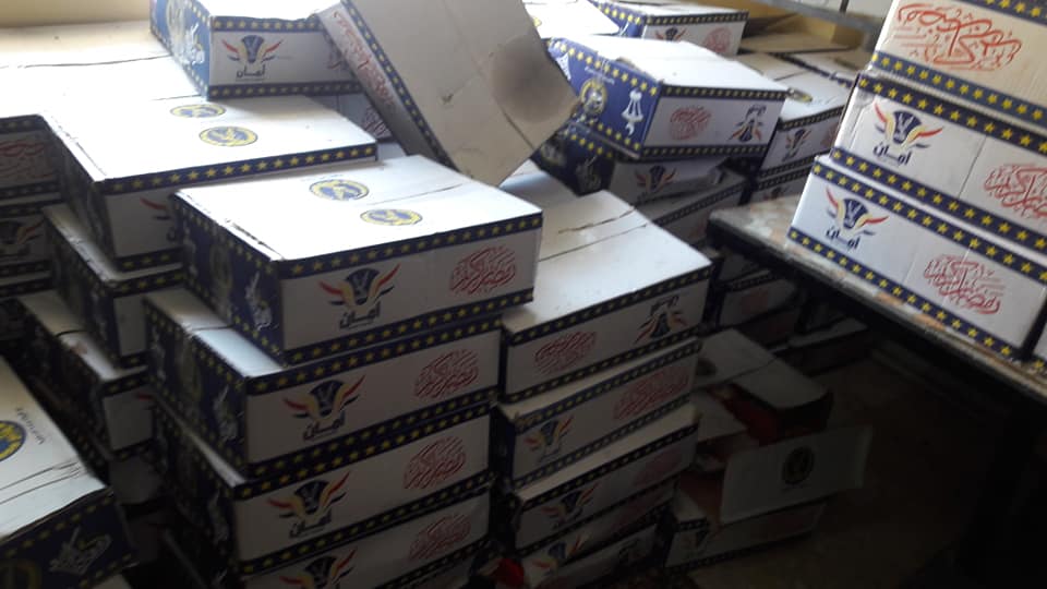 توزيع كراتين مواد غذائية على طلاب ذوى الاحتياجات بشمال سيناء (3)
