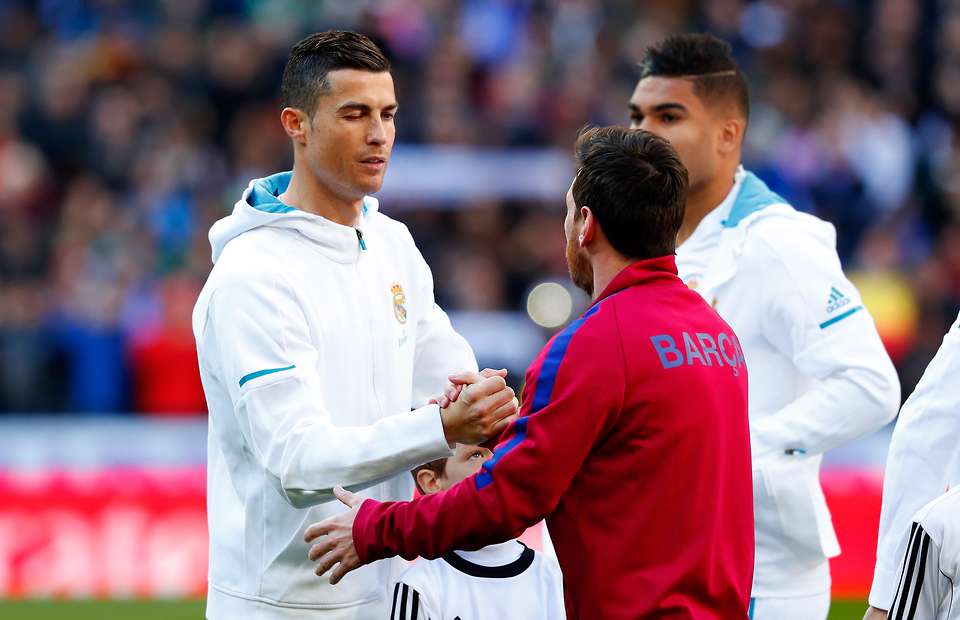 قبل الكلاسيكو تعرف على أرقام ميسي ورونالدو فى الصراع التاريخى اليوم السابع