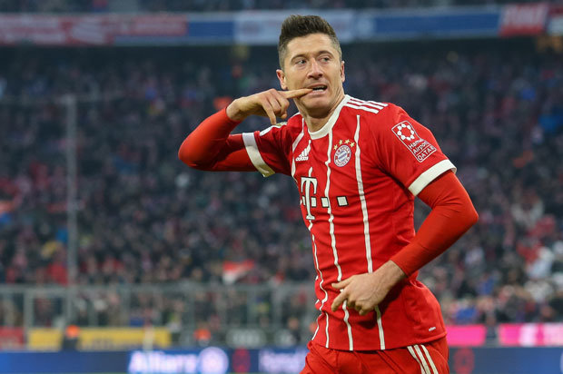 ليفاندوفيسكى مهاجم بايرن ميونخ الألمانى ليفاندوفيسكى مهاجم بايرن ميونخ الألمانى
