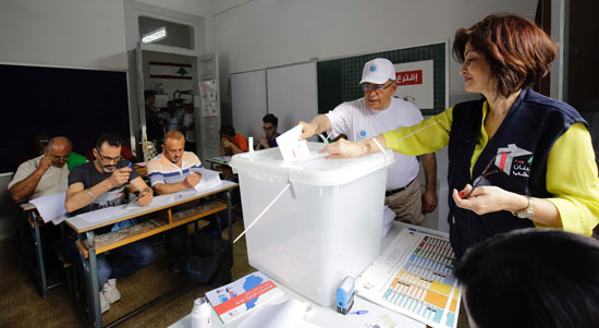 اللبنانيات خلال التصويت