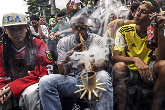 جانب من المظاهرات المطالبة بتقنين الماريجوانا  فى البرازيل