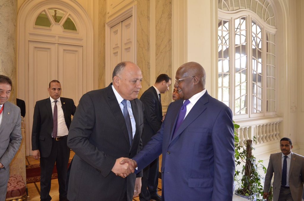 وزيرا خارجية مصر وأوغندا (2)