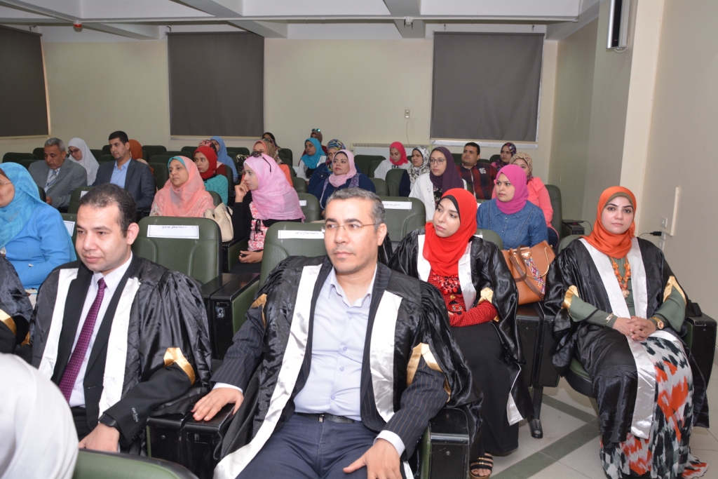 معهد جنوب مصر للأورام ينظم حفل تخرج