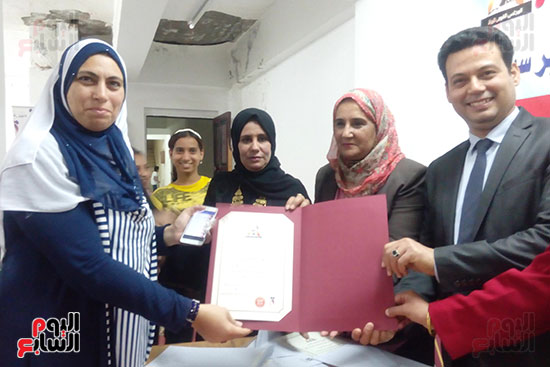 اثناء التكريم عضوات المجلس القومى
