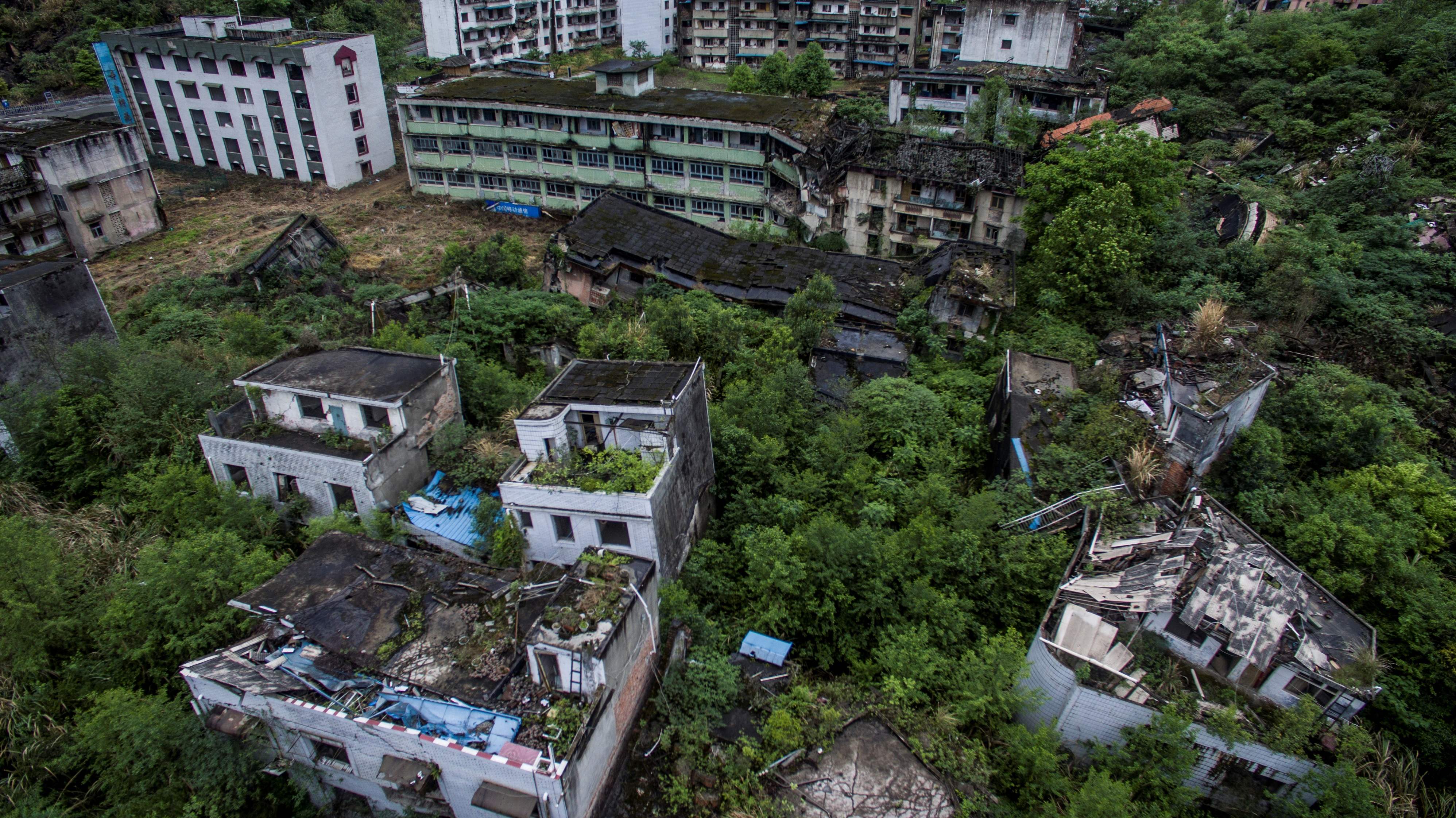 مشهد رأسى لآثار الدمار فى مدينة سيتشوان بسبب زلزال 2008