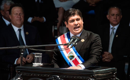 خطاب رئيس كوستاريكا الجديد كارلوس ألفارادو