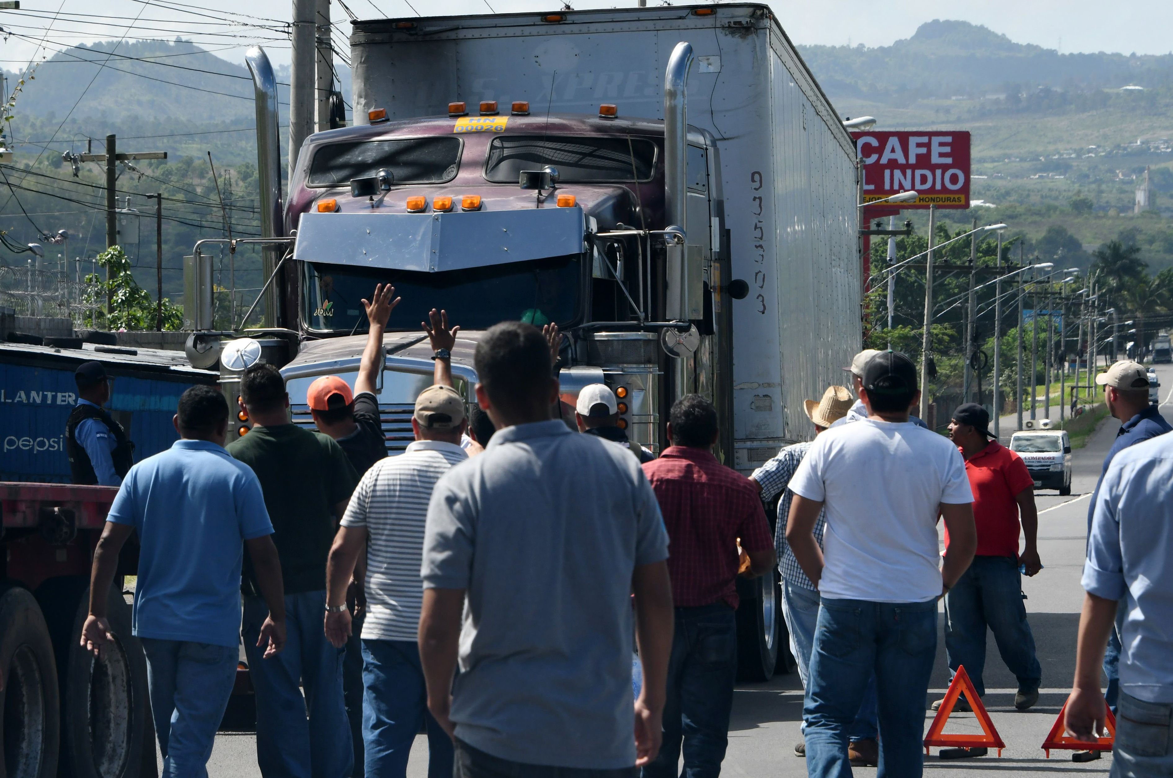 مظاهرات لقائدى الشاحنات فى هندوراس