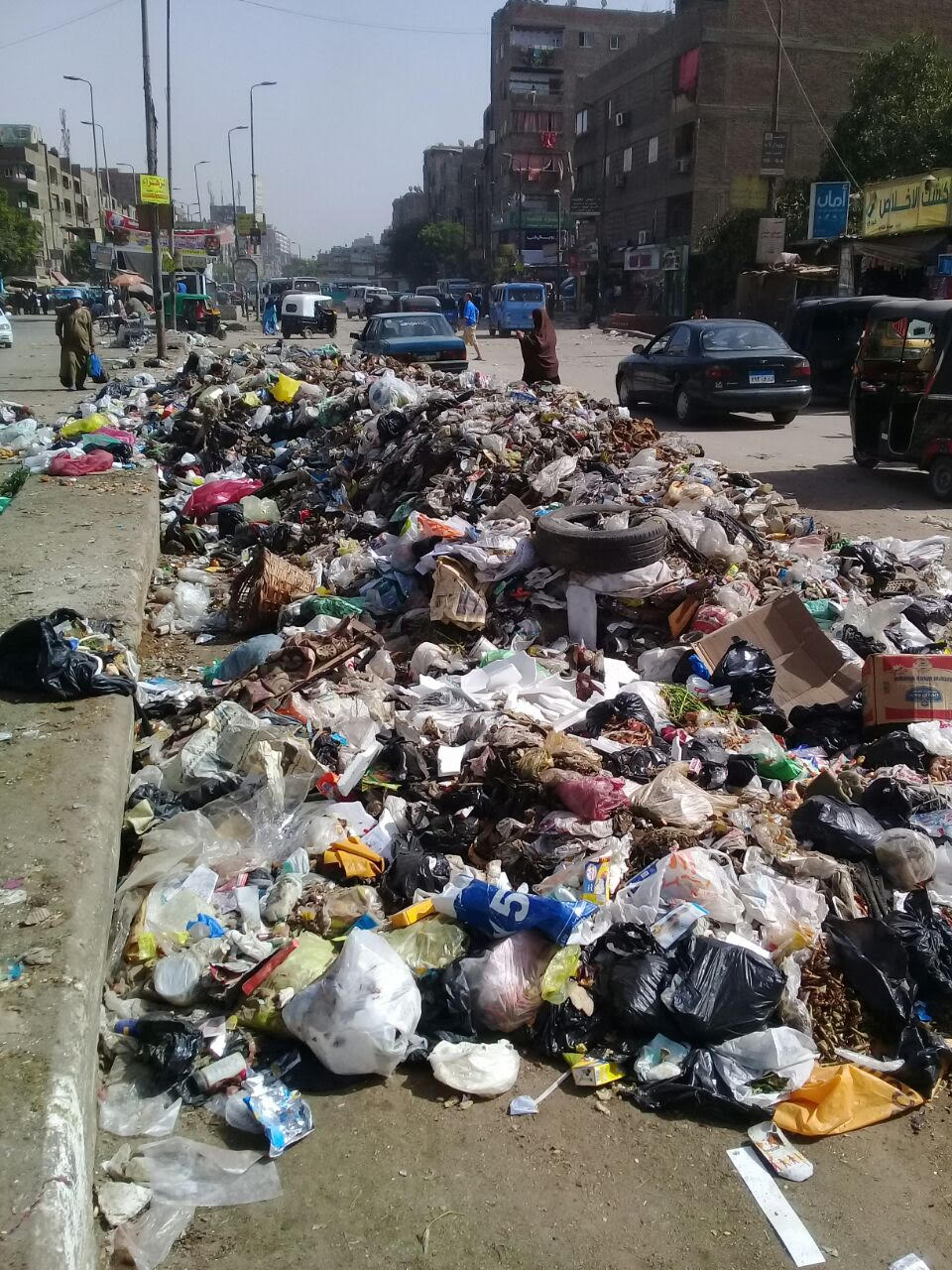انتشار القمامة بشوارع حى شبرا الخيمة (5)