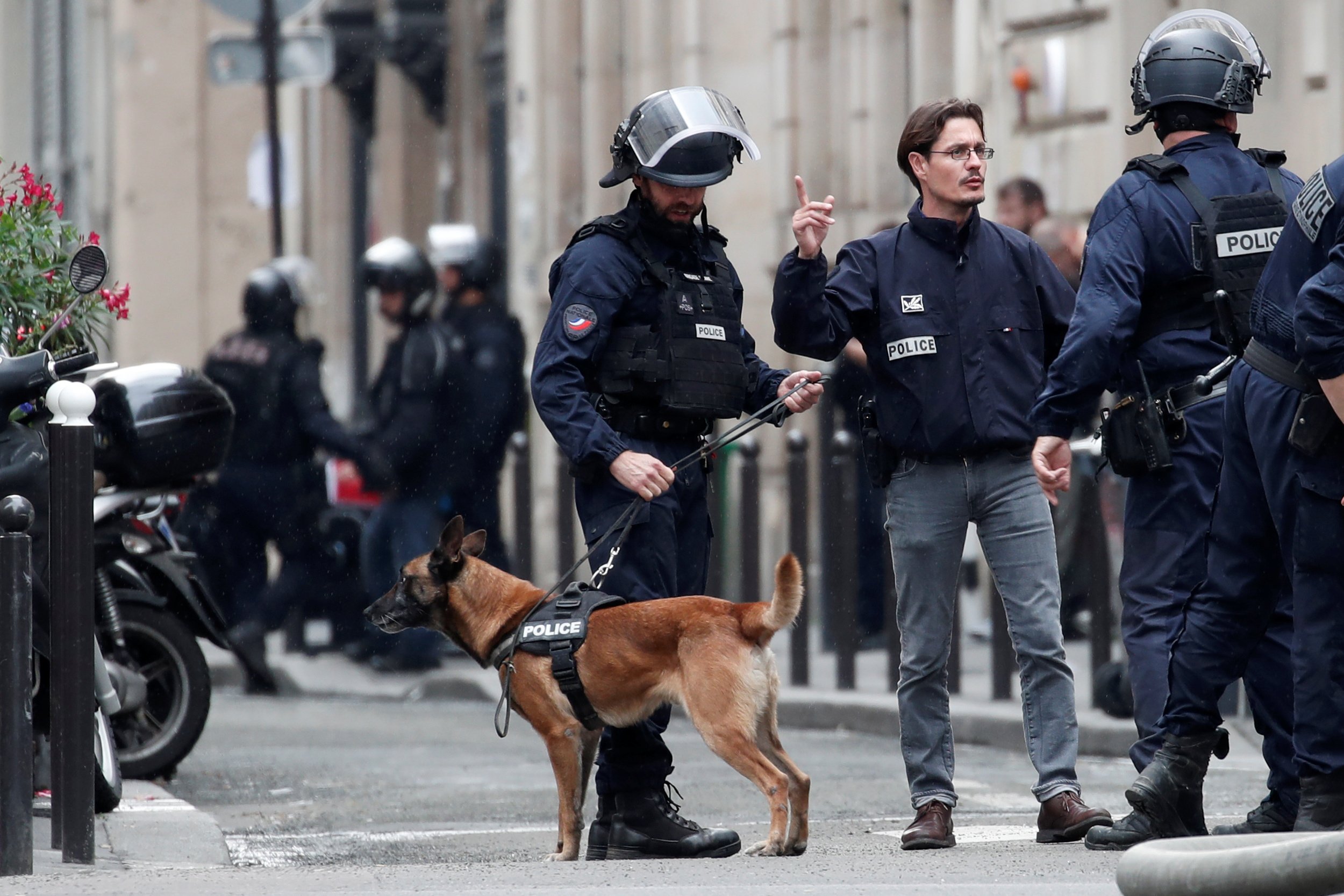 انتشار مكثف للشرطة الفرنسية