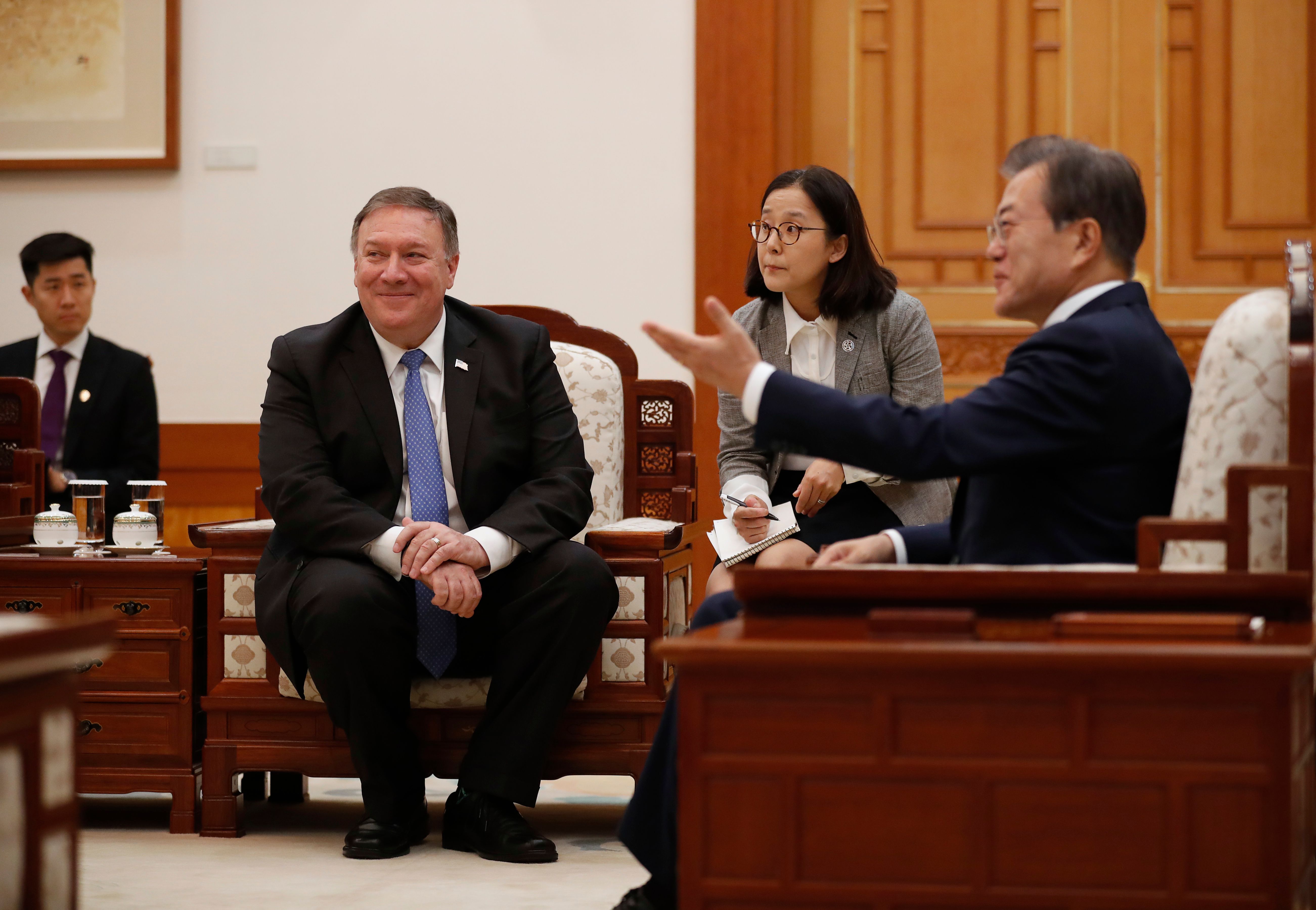 مباحثات بين رئيس كوريا الجنوبية ووزير الخارجية الأمريكى